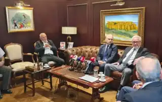 النواب والشخصيات السياسية التي ستتقدم بالدعوى ضد قاسم