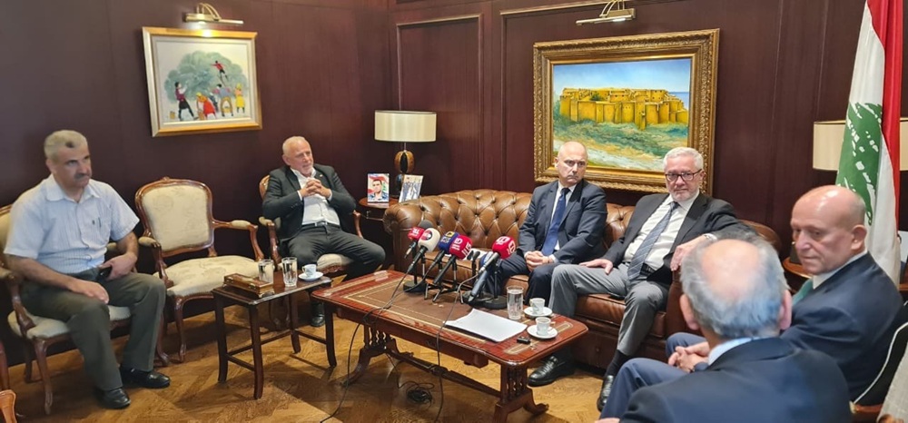 سابقة في لبنان: نواب يتقدمون بشكوى قضائية ضد نعيم قاسم