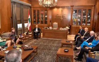 بري الوفد الاميركي
