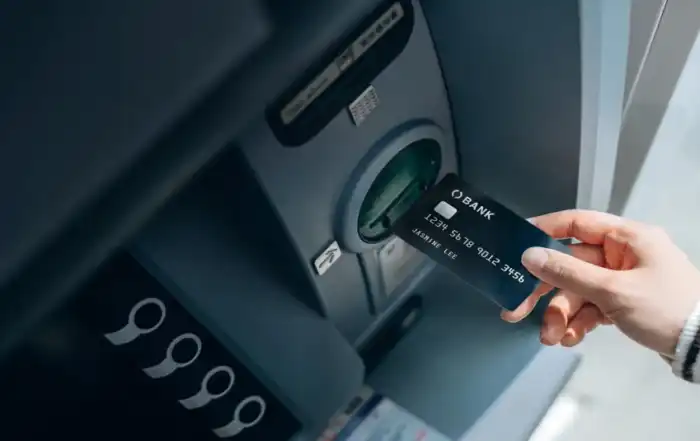 بطاقة مصرفية7