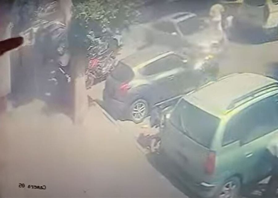 جريمة في مصر بالفيديو- في مصر، رجل يذبح طفل داخل سوبرماركت