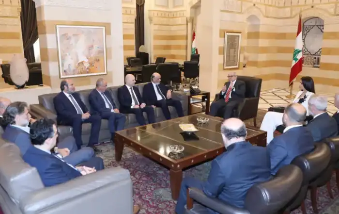 جعجع ونواب القوات في السرايا مع سلام