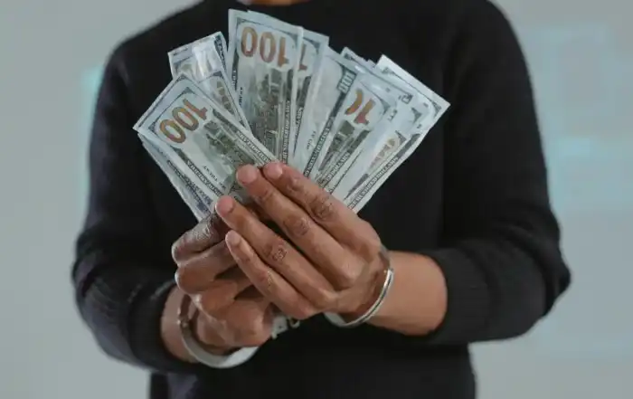 دولار فساد موقوف