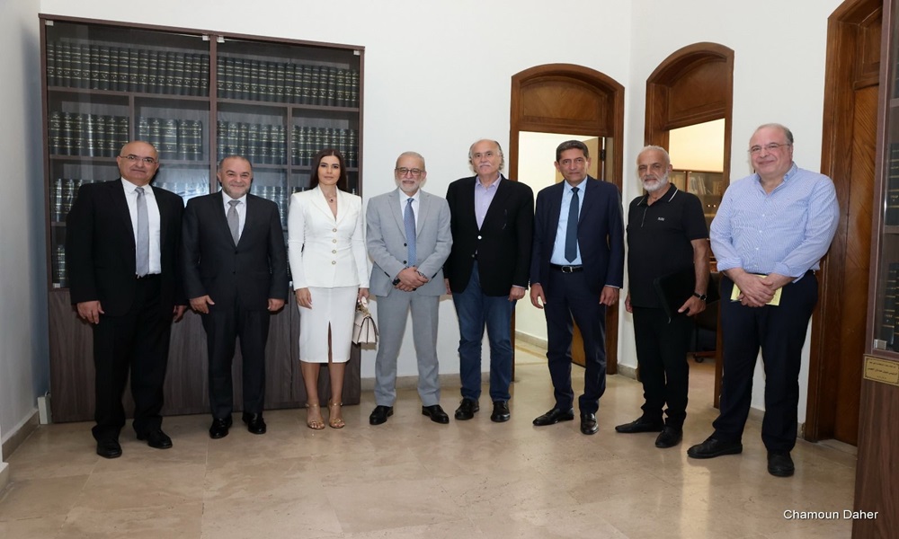 ستريدا جعجع تبحث مشاريع لقضاء بشري مع رئيس مجلس الإنماء والإعمار