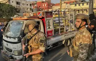 سلاح فلسطيني جيش