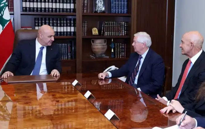 عون الوفد الاميركي غراهام