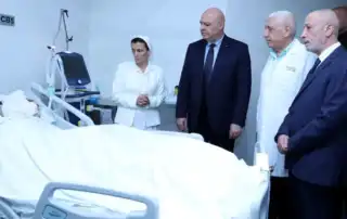 عون مستشفى