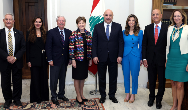 رئاسة الجمهورية: الرئيس أكد للوفد الاميركي التزام لبنان بوقف الأعمال العدائية