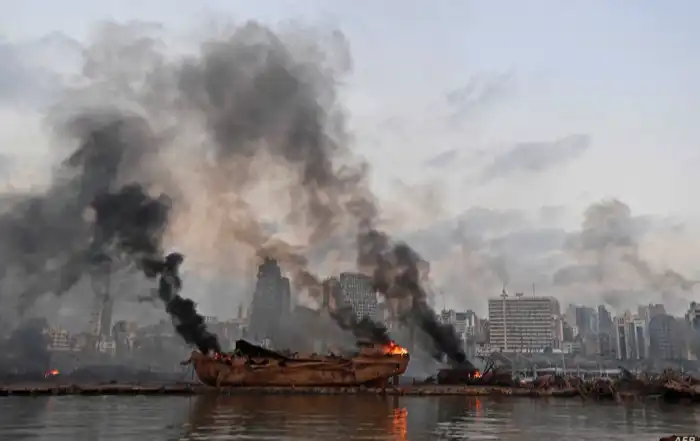 مرفا انفجار بحر