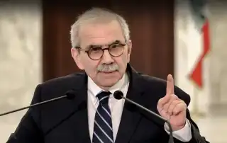 نواف سلام88