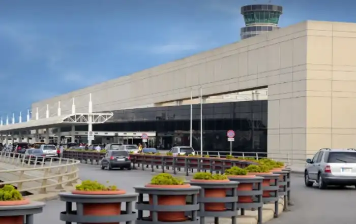 مطار بيروت