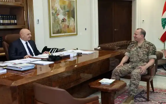 الرئيس عون وقائد الجيش هيكل