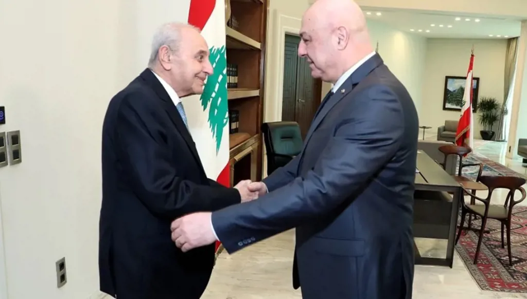 بري عون 5 بري والإنقاذ من حافة الهاوية