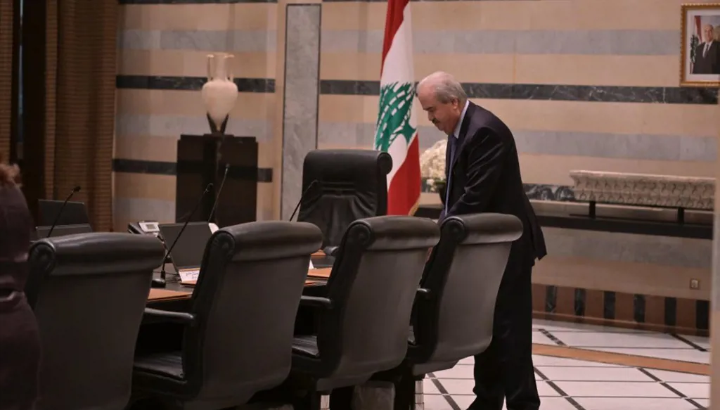 الحكومة تحيل ثغرات قانون الانتخاب على البرلمان… تصويت المغتربين والبطاقة الممغنطة بندان عالقان