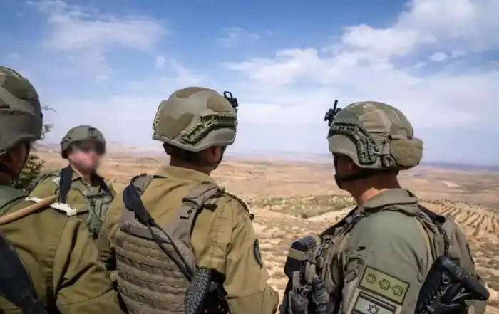 جيش اسرائيلي حدود