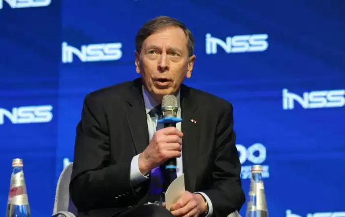 ديفيد باتريوس