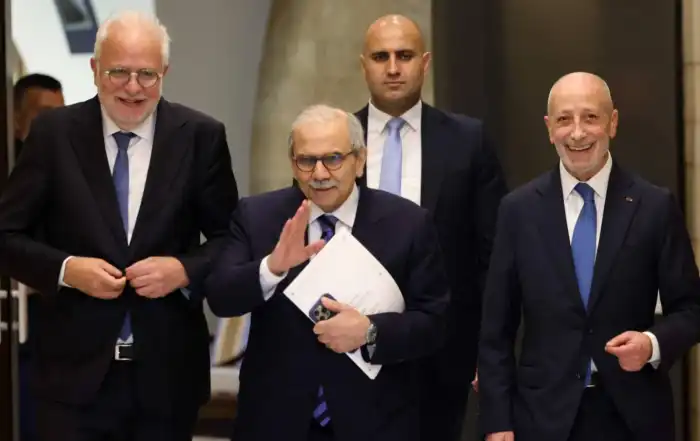 رئيس الحكومة اللبنانية نواف سلام لحظة وصوله إلى القصر الجمهوري