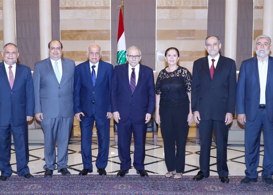 سلام يلتقي وفوداً بيروتيّة