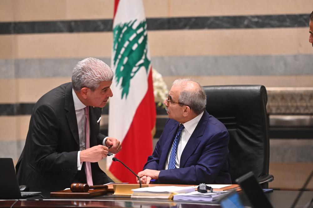 سلام وعيسى الخوري على ضوء جلسة الثلثاء الانتخابات بخطر : عيسى الخوري تقدّم بـ “معجّل مكرّر” وهكذا جاءت نتيجة التصويت