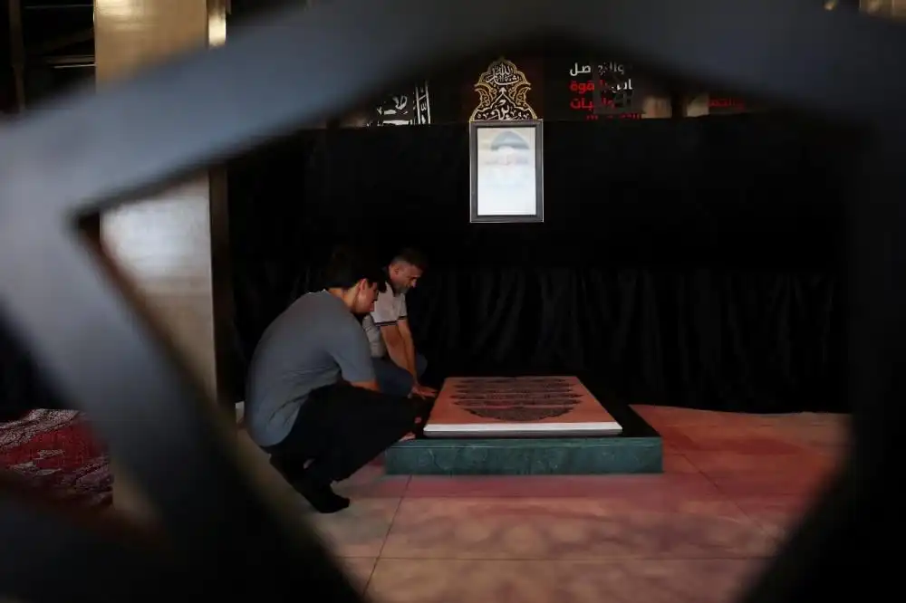 ضريح نصرالله8