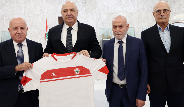 عون هنّأ منتخب لبنان تحت 23 عاماً بتأهله التاريخي إلى نهائيات كأس آسيا