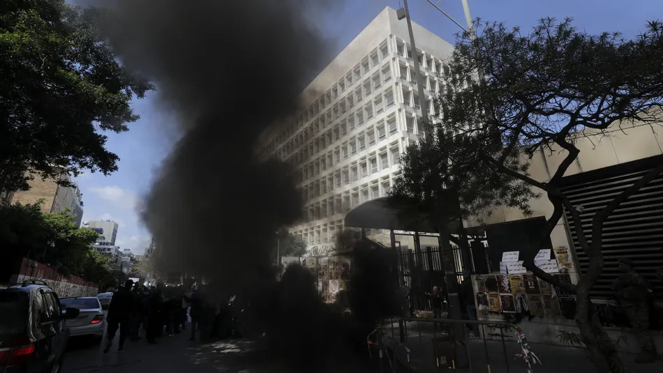 مصرف لبنان احتجاج8 البديل عن الودائع “القديمة”: الشيكات “الفريش” تتوسّع بقوة