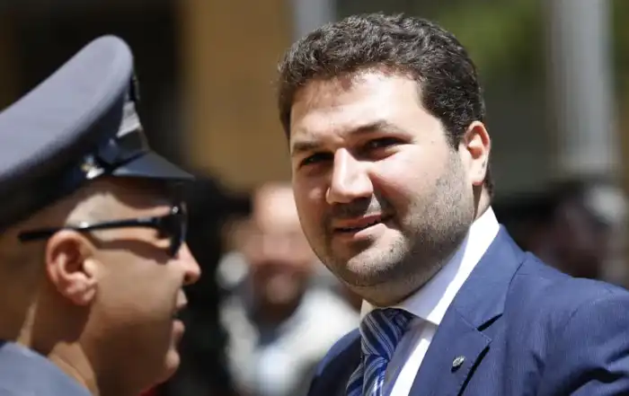 نديم الجميل