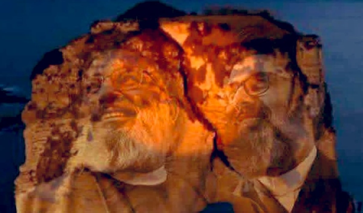 نصر الله رفع صورتي نصر الله وصفي الدين على صخرة الروشة يتفاعل