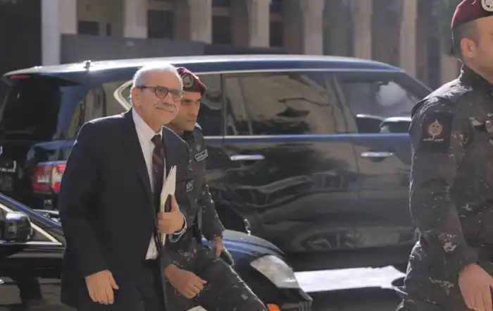 نواف سلام 32