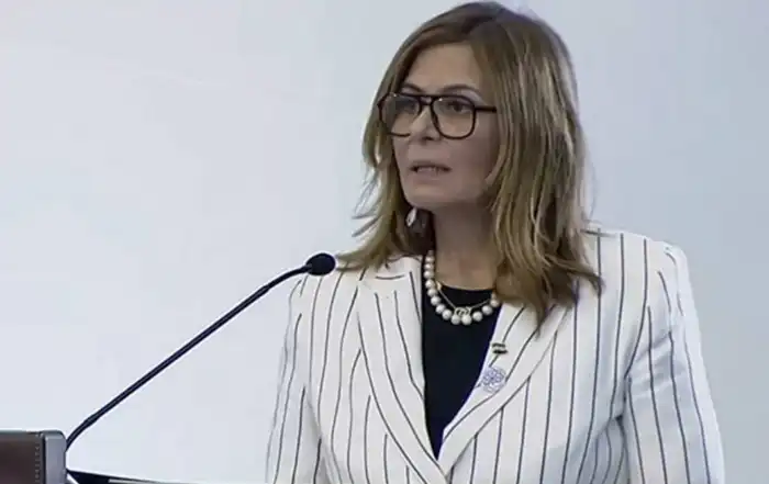 وزيرة الشؤون الاجتماعية والعمل هند قبوات