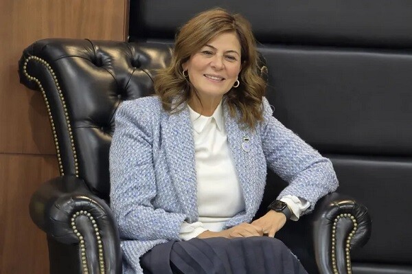 لايك من وزيرة سورية لتحرك شعبي داعم لموقف سلام