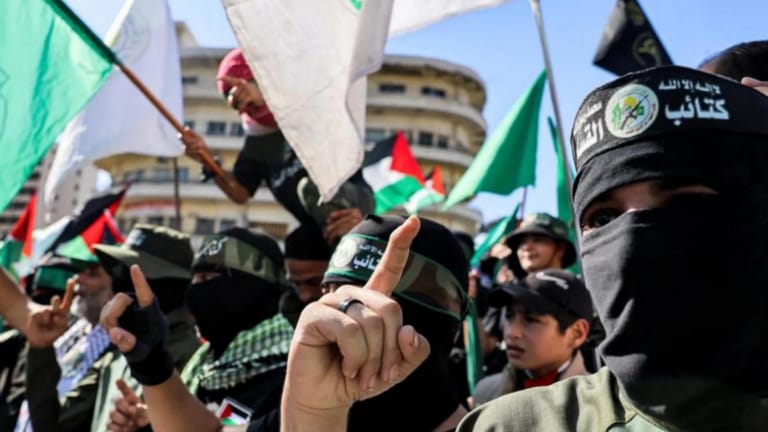 الدولة تُهادن “حماس”: سيادة بالتقسيط