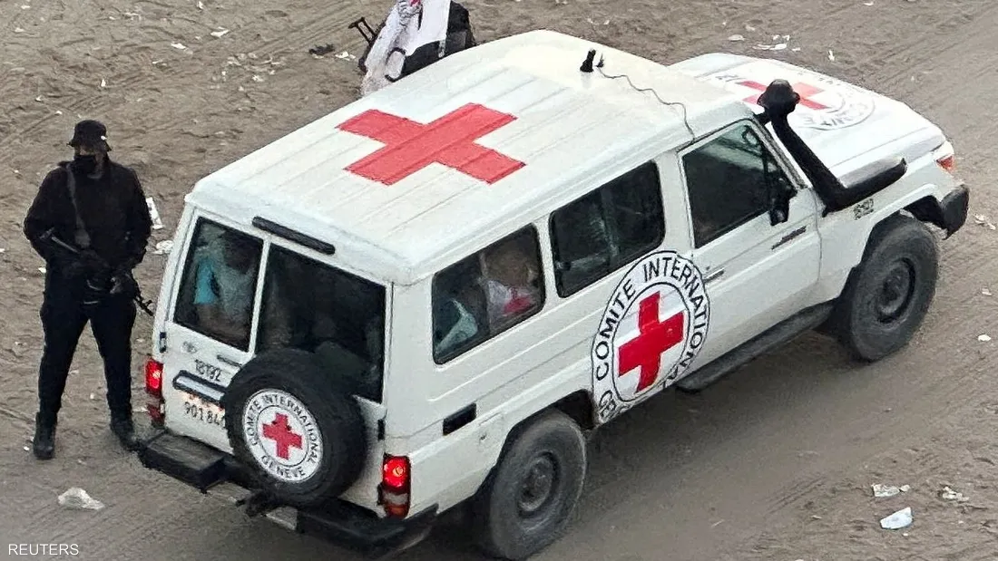 الصليب الاحمر يتسلم الدفعة الاولى من الرهائن الاسرائيليين