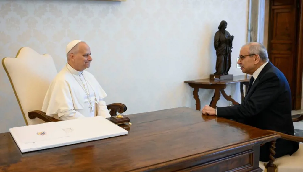 G4GFpNmXQAAejNY_192911_large التصعيد يرسم مخاوف أولية على زيارة البابا كتل الأكثرية نحو الرد غداً على “تعنّت بري”