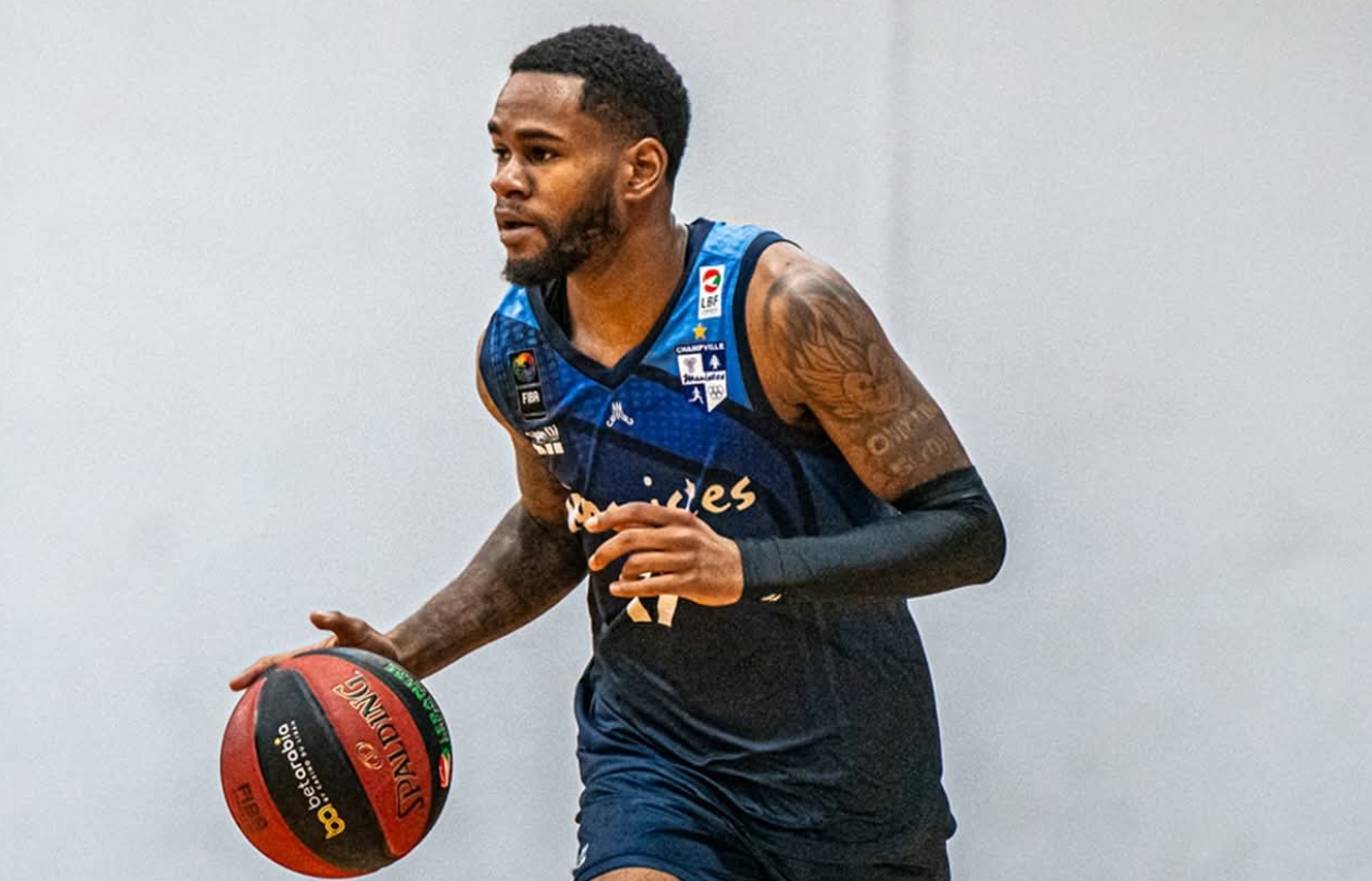 Untitled design_20251031_000720_0000 المريميين ينجون من انتفاضة التضامن ويحقّقون فوزهم الثاني!