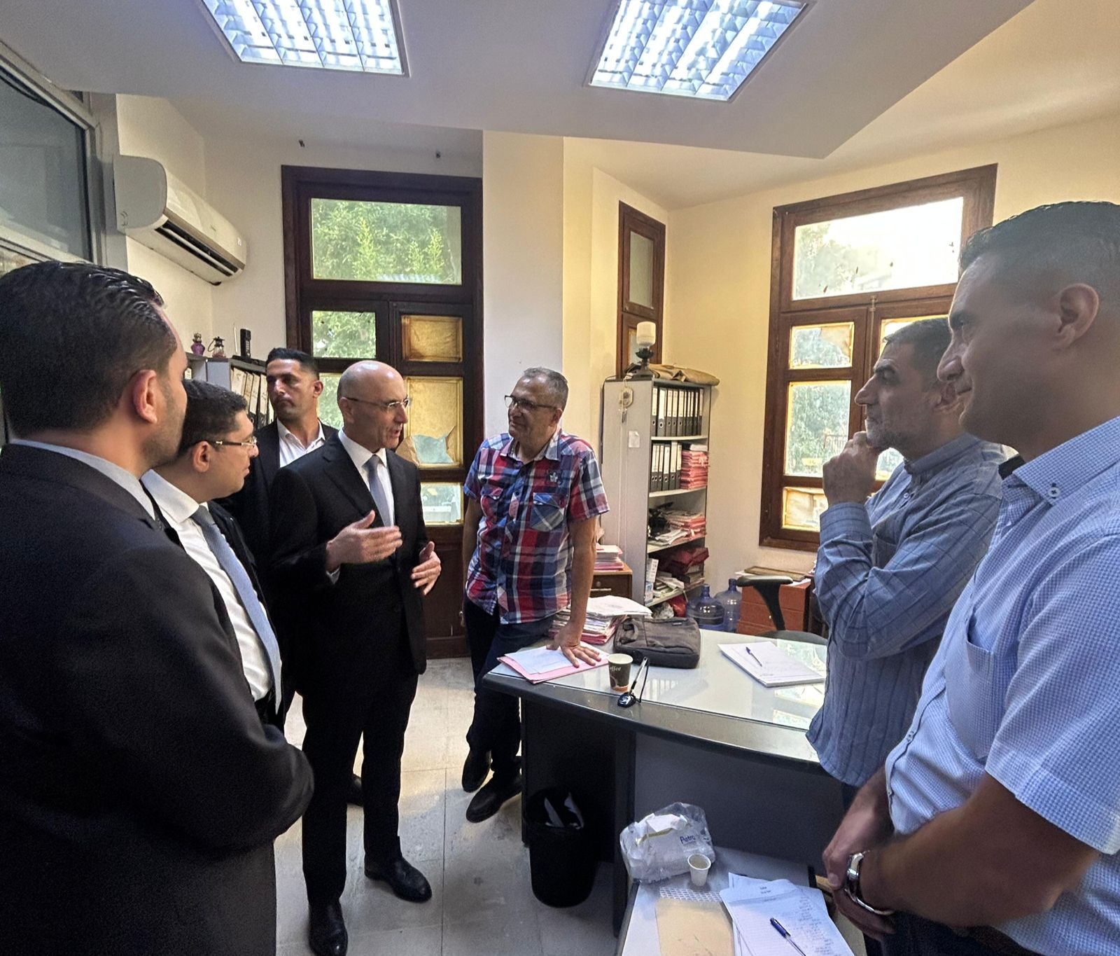 الحجار بالصورة- وزير الداخليّة في بلديّة بيروت