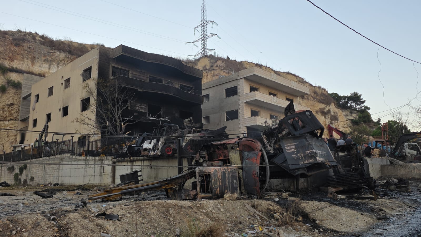 غارات المصيلح: لا أمن ولا إعمار قبل التّفاوض مع إسرائيل