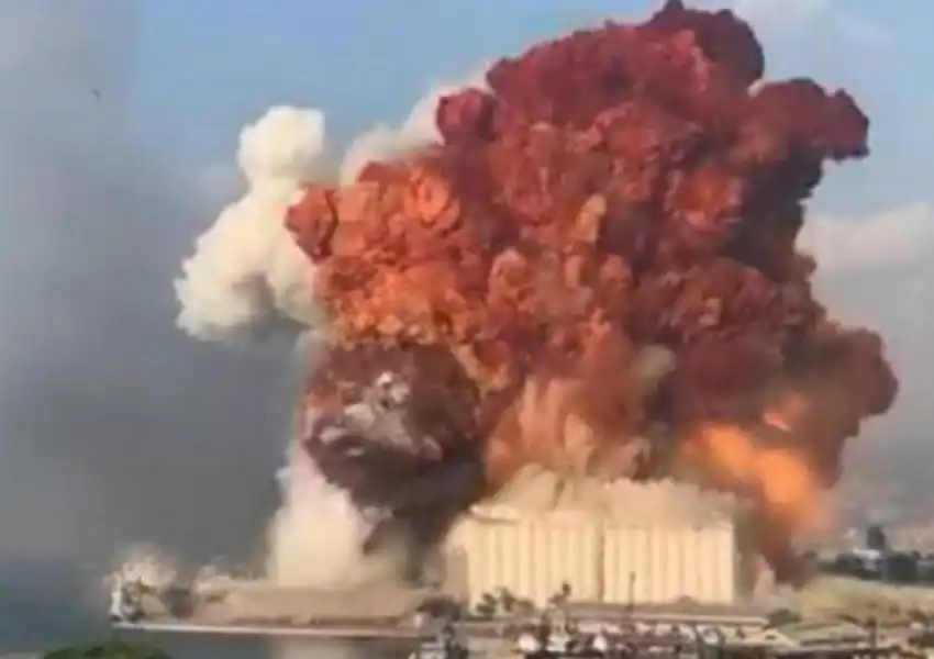 انفجار المرفأ بيروت