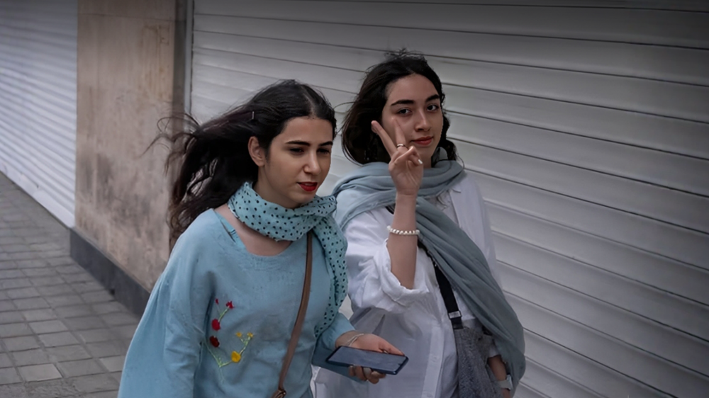 مسيح علي نجاد: صرخة الإيرانيات ضد الملالي “اذهبوا إلى الجحيم”