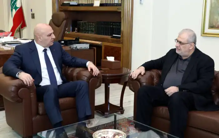 جوزيف عون مستقبلاً النائب محمد رعد