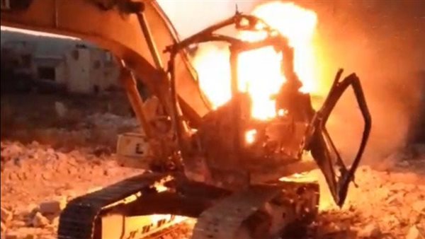 مسيرة تستهدف حفارة في بليدا فجرا