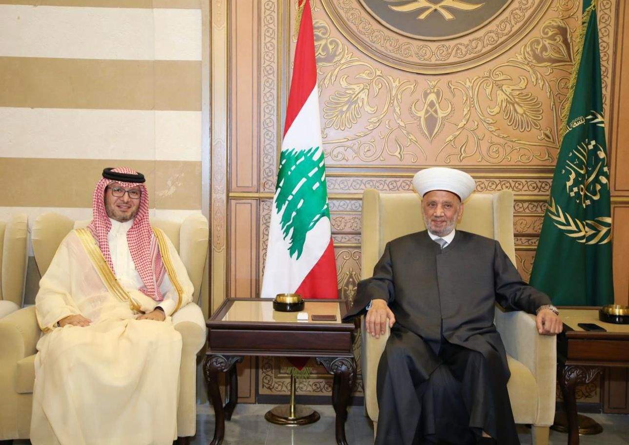 دريان يلتقي بخاري وتشديد على دعم الجيش والقوى الأمنيّة