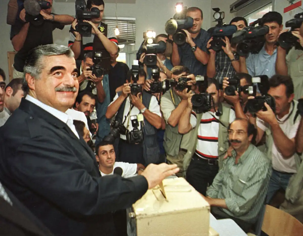 رفيق الحريري يدلي بصوته