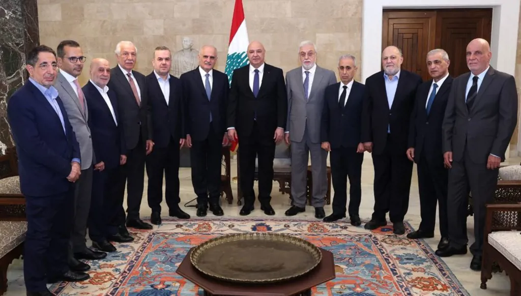عون ونواب الثنائي حركة ديبلوماسية استثنائية تسابق خطر التدهور… كتل الأكثرية تضغط بقوة لإسقاط الجلسة اليوم