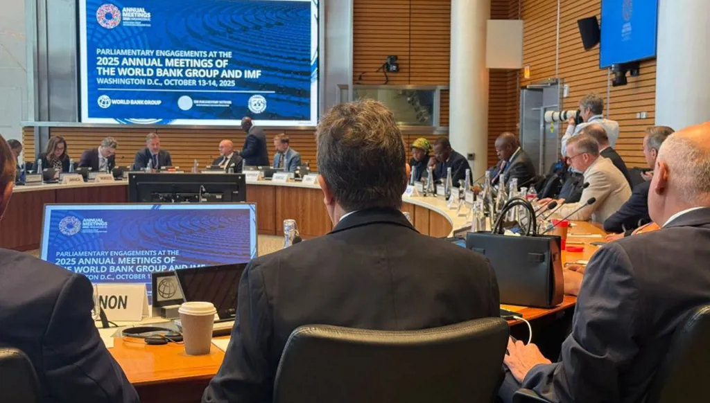 تجديد الحوافز الفرنسية بمؤتمرين للبنان… الاتفاق القضائي مع سوريا نحو الإنجاز