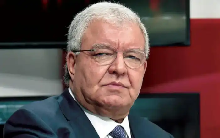 نهاد المشنوق