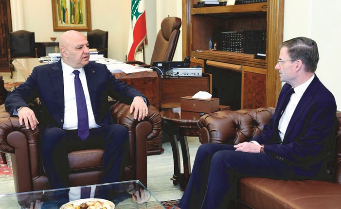 1331194-1 التفاوض موقف قوة لا مساحة تنازل