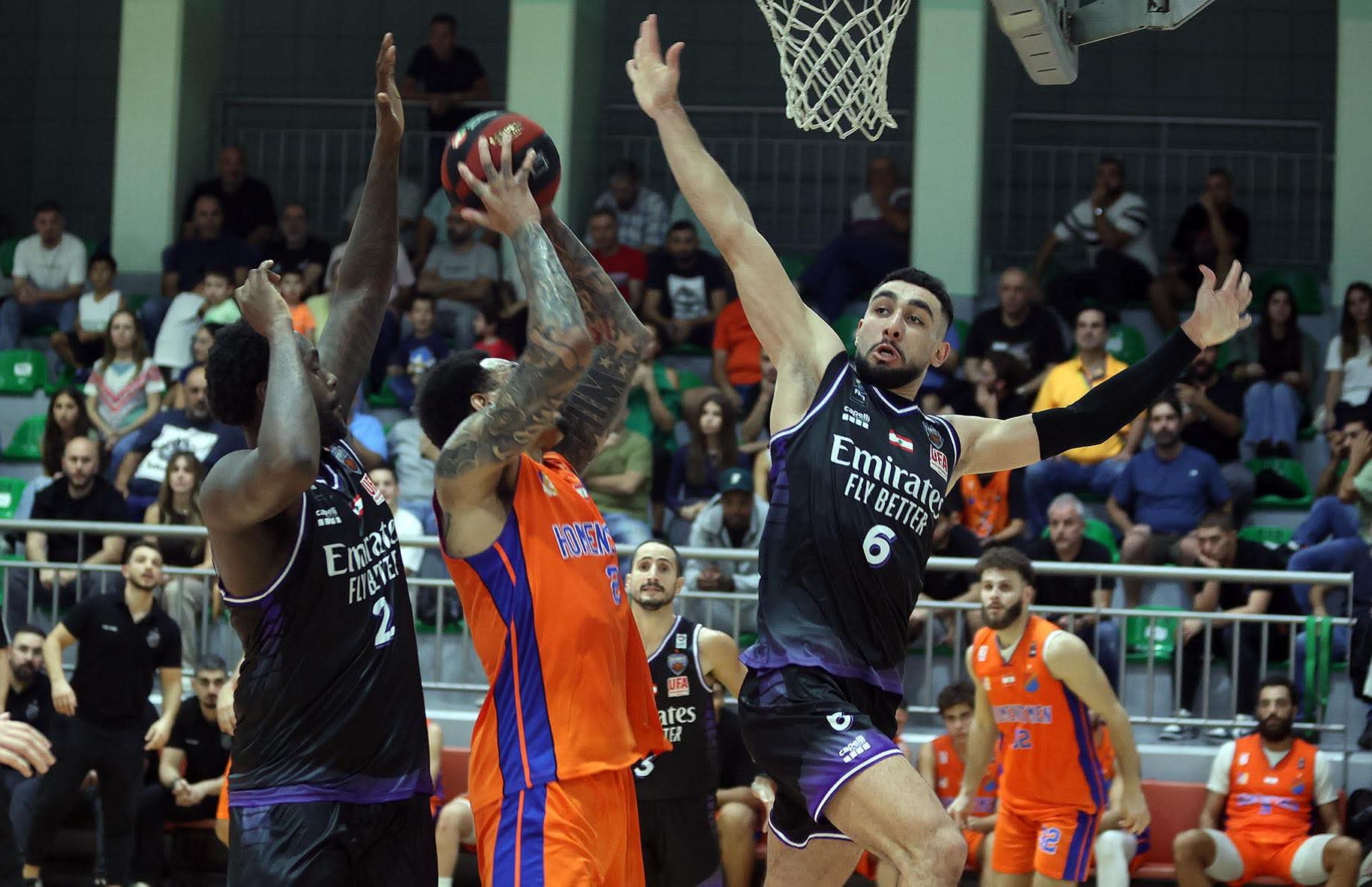 FB_IMG_1762288406677~2 هومنتمن يتخطّى بيروت بعد معركة مثيرة امتدت إلى الوقت الإضافي