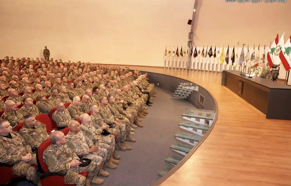 اجتماع استثنائي في اليرزة… ماذا أعلن قائد الجيش؟