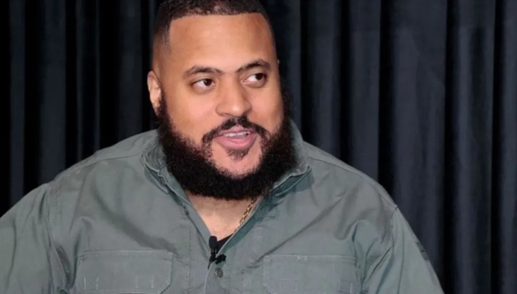 IMG_5083 “روحوا لعندن”… موقوفاً